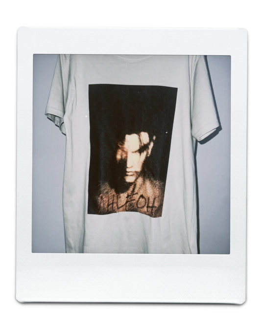 FAMOUS TEE